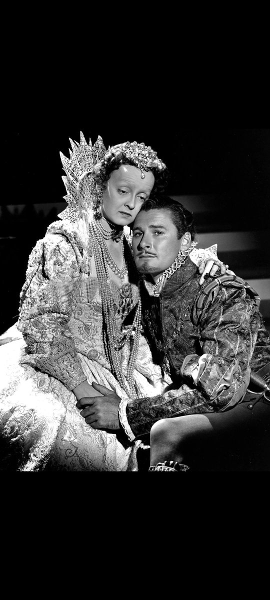 #FotoCinefilia #BetteDavis #ErrolFlynn Buenas noches y buena suerte.