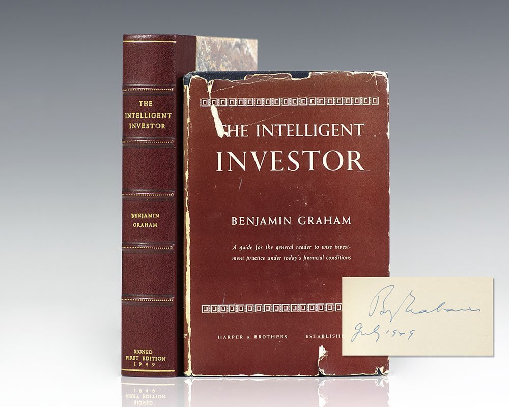 Warren Buffett said there are 3 chapters investors must read.

After that, you know all you need!

1. Chapter 8 (The Intelligent Investor)
2. Chapter 20 (The Intelligent Investor)
3. Chapter 12 (Keynes' The General Theory)

I compiled them all in 1 PDF for free: