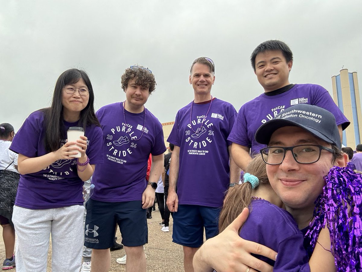 Had a great group of physicists at #PanCANPurpleStride @PanCAN supporting @aguilera_md Rad Onc Purple Beam Team.  Had a great time raising awareness and funding for pancreas cancer.