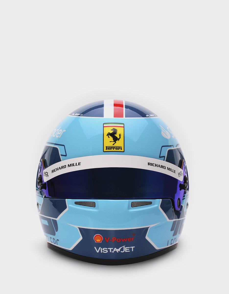 FormulaPortugal's tweet photo. Os dois pilotos da Ferrari vão para o #MiamiGP com capacetes especiais 🔵

#F1 #F1naSPORTTV https://t.co/A47Q9TvXYX