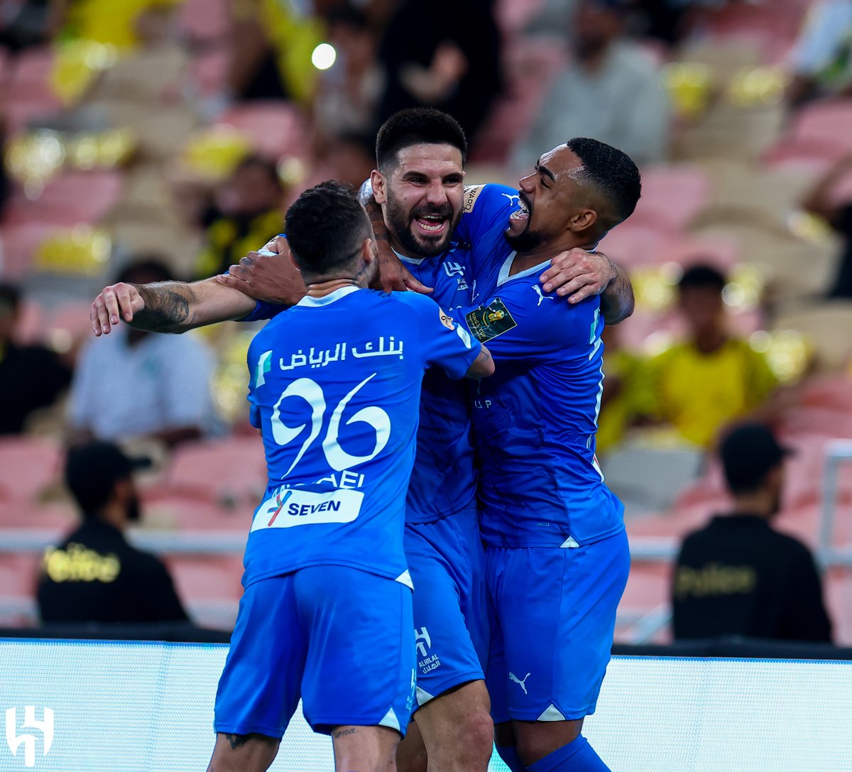 Alhilal_EN's tweet photo. ➡️ To the Final ⚽️
🇸🇦 #King_Cup
💙 #AlHilal https://t.co/LDB8rQzAfE