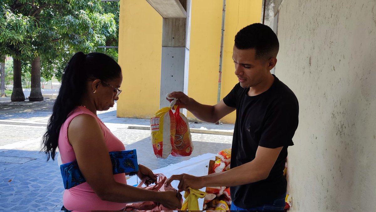 #30abril #EnFotos | Entrega de beneficio proteico a nuestros trabajadores y trabajadoras del #CNEH.

¡Juntos somos más fuertes! 💪

#BeneficioProteico #Salud #Trabajadores