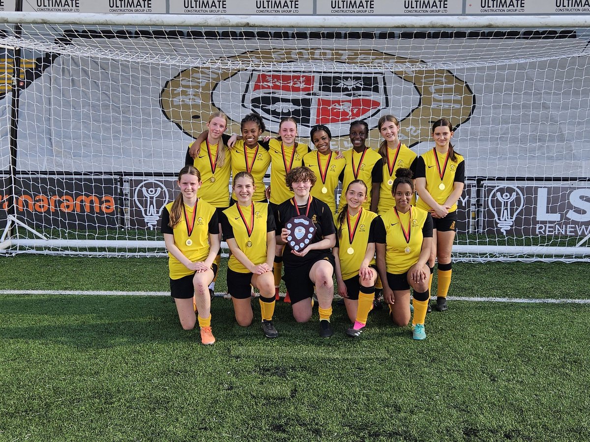 U16 Bromley Cup Champions!
@BromleyDistrict 

These girls were warriors today in the hottest day of the year and huge pitch! 

3-1 winners and fully deserved after a brilliant performance!

@DarrickWoodSch #thisgirlcan