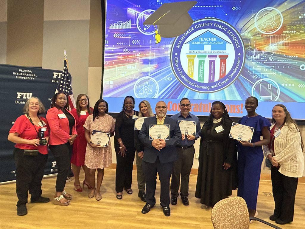 Teacher Leadership Academy Cohort 8 graduates🎉 Congratulations to our Teachers CHOICE school teams 🌟 @mdcps_profdev @SuptDotres @MDCPS_HCMChief @Dadegetsgrants @rwimberly67  #TLAShowcase2024 #actionresearch #professionallearning #MDCPSYourBestChoice