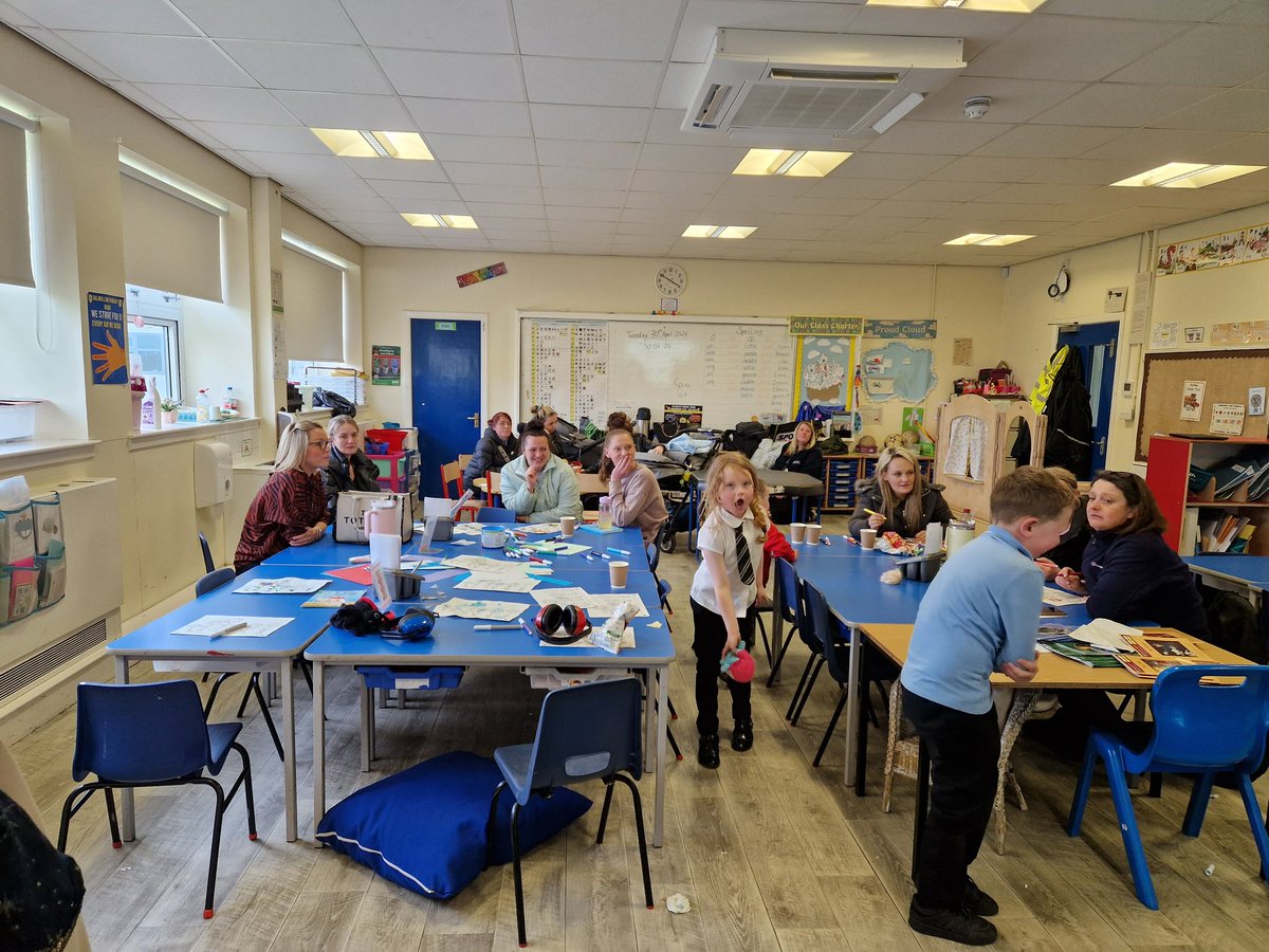 Fantastic to see so many parents/carers and children at the Dalmilling P1-3 Catch Up Club. 
Deborah and Megan from <a href="/SAC_Reads/">South Ayrshire Reads</a> joined us today and will be delivering some fabulous sessions for us in the coming weeks! 📚
<a href="/CLD_SAC/">Thriving Communities - CLD South Ayrshire</a> <a href="/Dalmillingps/">Dalmilling Primary</a> 
#Partnership
#FamilyLearning