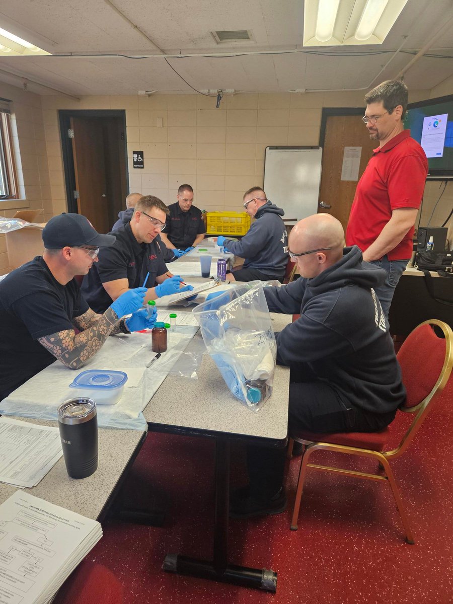 Our Hazardous Incident Team took part in a joint training with the Wisconsin State Lab of Hygiene. The team went over case studies and worked on sampling techniques for solids, liquids, and gasses. The MFD HIT is based out of Station 7 and is also available for regional response.