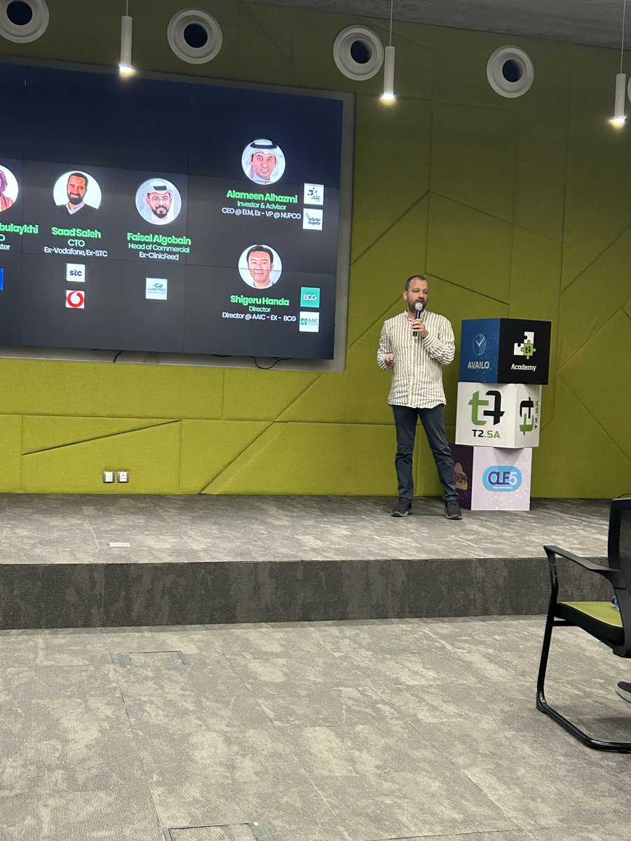 جمعت أمسية اليوم مجموعة من رواد الأعمال حيث قدمت كل شركة رؤيتها الفريدة وأفكارها المبتكرة، وتم تبادل الأفكار بين رواد الأعمال والمستثمرين من أعضاء مجموعة رياض انجلز لتكوين فرص استثمارية واعدة.🌟