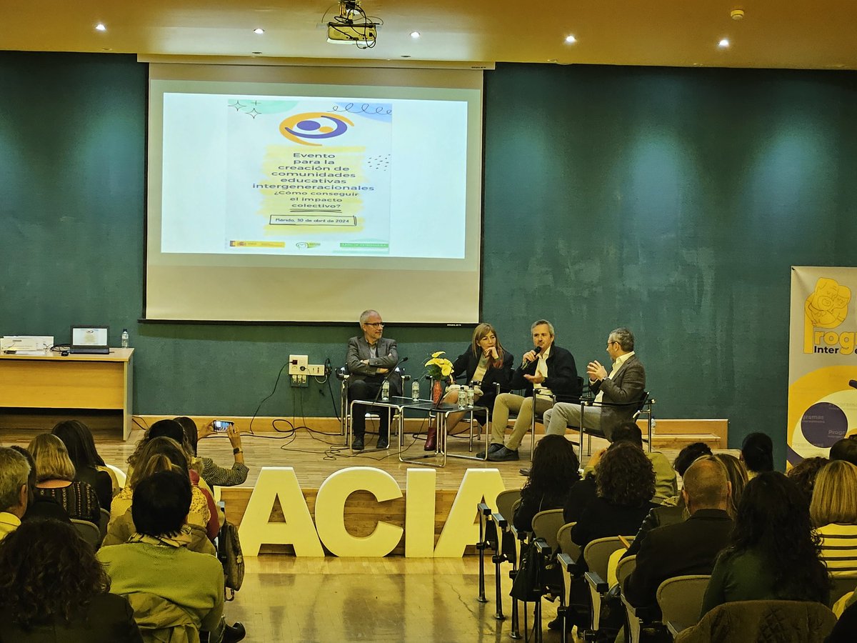 🗣️🔈Evento que colorea la CREACIÓN DE COMUNIDADES EDUCATIVAS INTERGENERACIONALES 👥

3️⃣0️⃣ de abril de 2️⃣0️⃣2️⃣4️⃣

#JuntadeExtremadura 
#ministeriodeeducacion 
Cpr Mérida 
Cpr Badajoz 
UPE Badajoz 
#intergeneracional