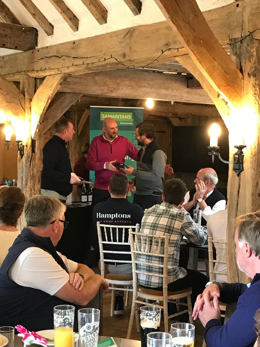 It was a great day @7oakschamber golf day.  We were pleased to sponsor the longest drive and to present the award! All for an amazing cause @samaritanscharity #sevenoaks #golfday #solicitors