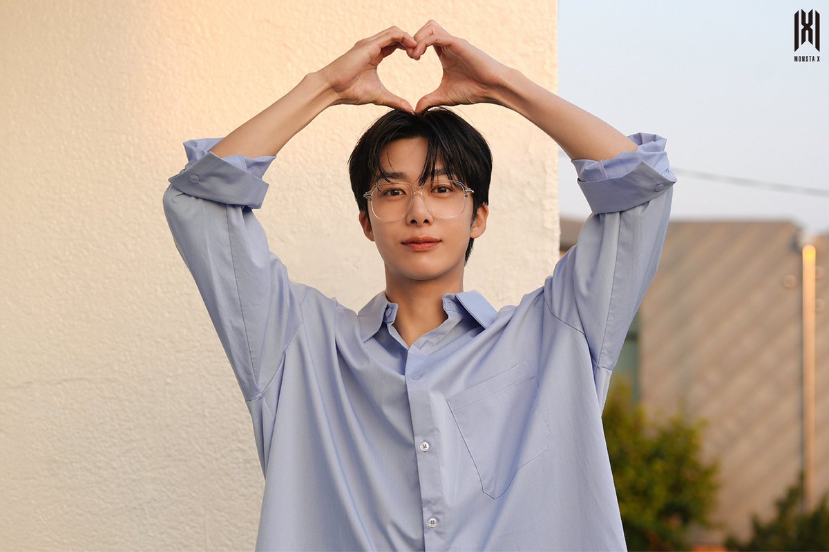 wellage photoshoot behind the scenes #형원 

🔗 naver.me/FQRD8V2N