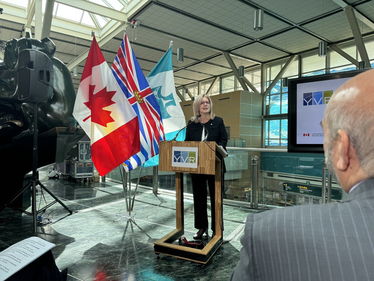 Congratulations to Wendy & Sergio Cocchia of @pacificautism & @YVR CEO Tamara Vrooman on the launch of the interactive travel training series. This important initiative marks a significant step towards enhanced travel accessibility for those with autism and neurodiversity.