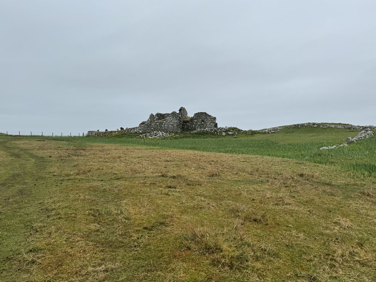 Is this Scotland’s oldest university? Did Duns Scotus first study here? Trinity Temple, Teampull na Trionaid on North Uist. No one knows just how important Gaelic ecclesiastical centres of learning in the Middle Ages really were. This was clearly a pretty enormous complex.