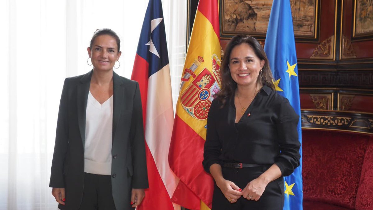 Conversamos también con la secretaria de Estado para Iberoamérica, el Caribe y el español en el mundo, @SSumelzo. Hicimos breve repaso por los temas más relevantes de la relación bilateral y los acuerdos suscritos entre nuestros países.