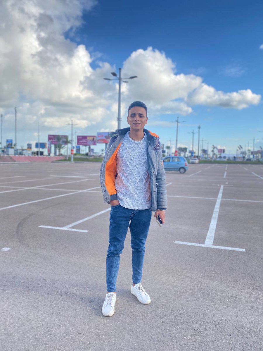 Today is my birthday♥️
اللهُم اجعله عاماً لا يضيق لى فيه صدر ولا يخيب لى فيه أمر، ولا يرد لى فيه دُعاء واحفظ لى من احب، وبشرنى بما يسر، وحقق لى ما اتمنى  يا رب العالمين. اللهم إني أستودعك عامًا مضى من عمري، فاغفر لي ما كان فيه وبارك لي في عامي الجديد واجعل القادم من حياتي أجمل.♥️