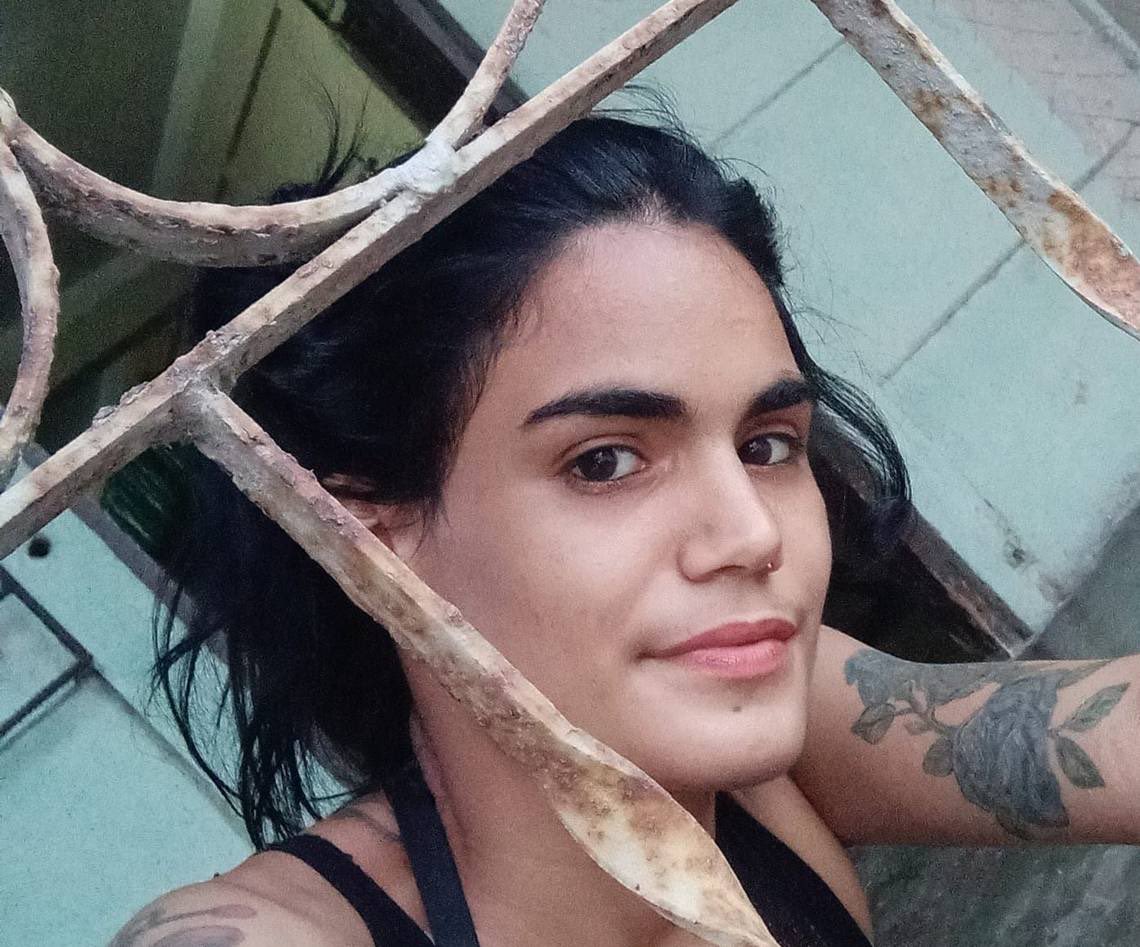 Cuban authorities sentence young mother to 15 years in prison for live streaming 2022 protest on Facebook. #Cuba miamiherald.com/news/nation-wo…