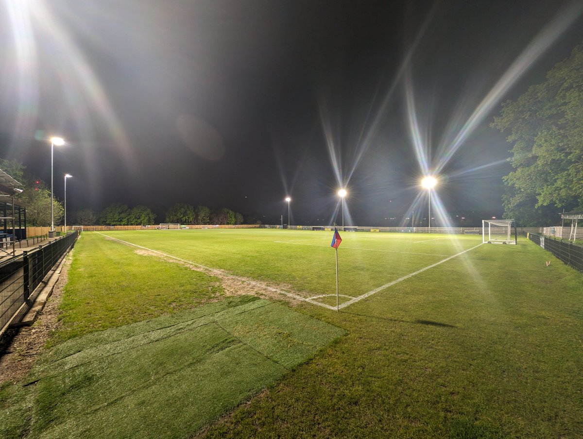 It's Goodnight from South West London 👋

As we head home to Reading, we'd like to thank @RPVFC & @KingstonianFC for their hospitality.

Great facilities, great people. Thank you all for the warm welcome.

#ThePrideOfReading 🦁