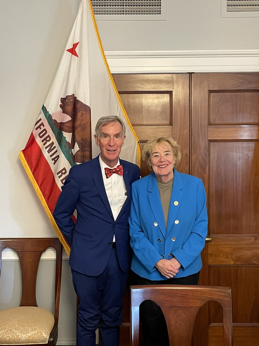 It was great to meet with @BillNye to discuss space policy & how we can work together to advance civil space programs.   As Ranking Member of @sciencedems, I remain committed to ensuring the U.S. remains a leader in space exploration.   @exploreplanets