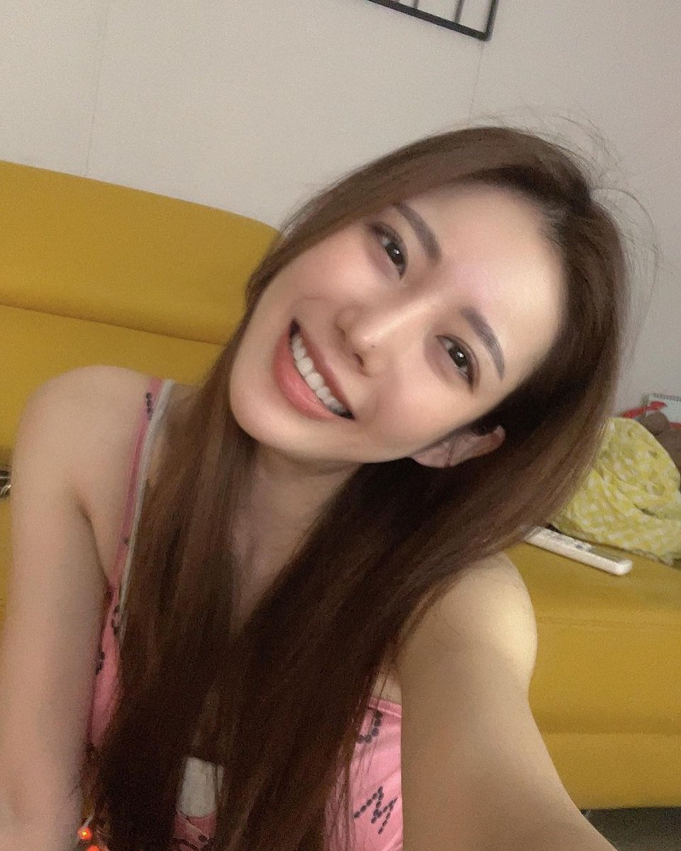 Ruby_vv2's tweet image. Keep smiling even on working days😆