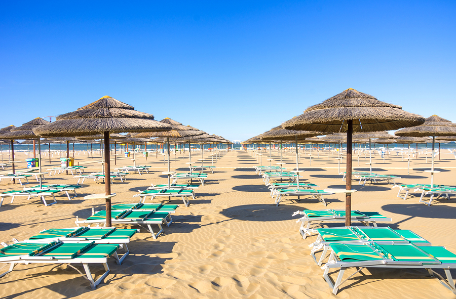 When it comes to cool beaches in Rimini, Italy, you're spoiled for choice! And don't forget about the lively seaside promenades, packed with restaurants, bars, and clubs for a night of fun. 

#visitRimini #visitItaly #visitEurope #ItalianBeach #blueluz #blueluztravels