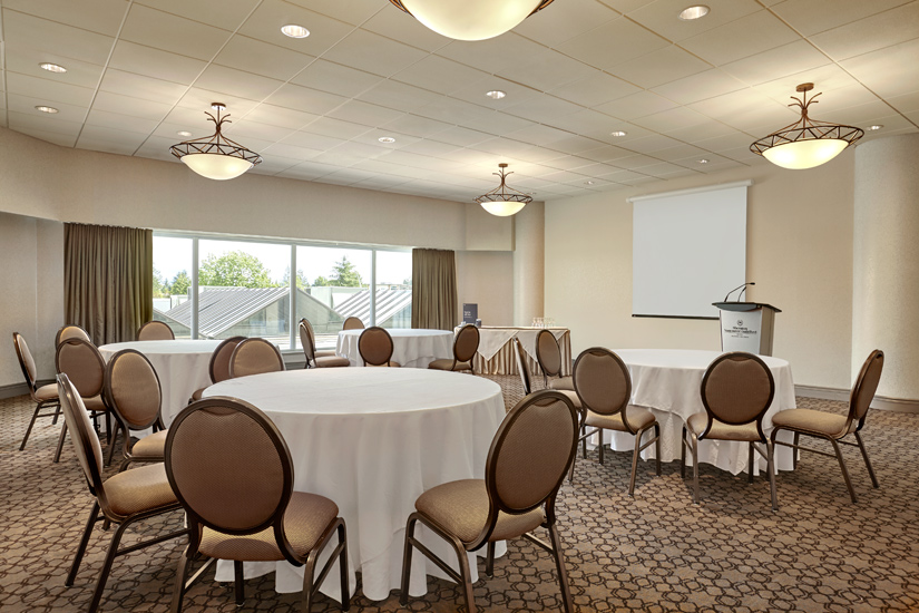 Have a big meeting or an event coming up? Book for social events in addition to meeting room events now at the Sheraton Vancouver Guildford Hotel. | #SVGH 

For more information, please visit sher.at/6019jHXQV

.
.
.
#sheratonvancouverguildfordhotel #hotel #meetingrooms