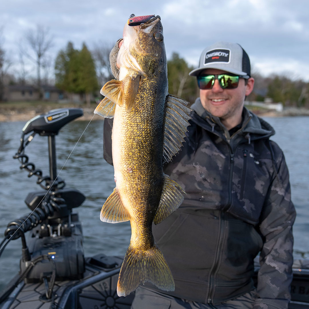 I think it's safe to say this spot holds fish 👀 #LakeMaster #Humminbird #FishFinder #WalleyeFishing #Waypoint