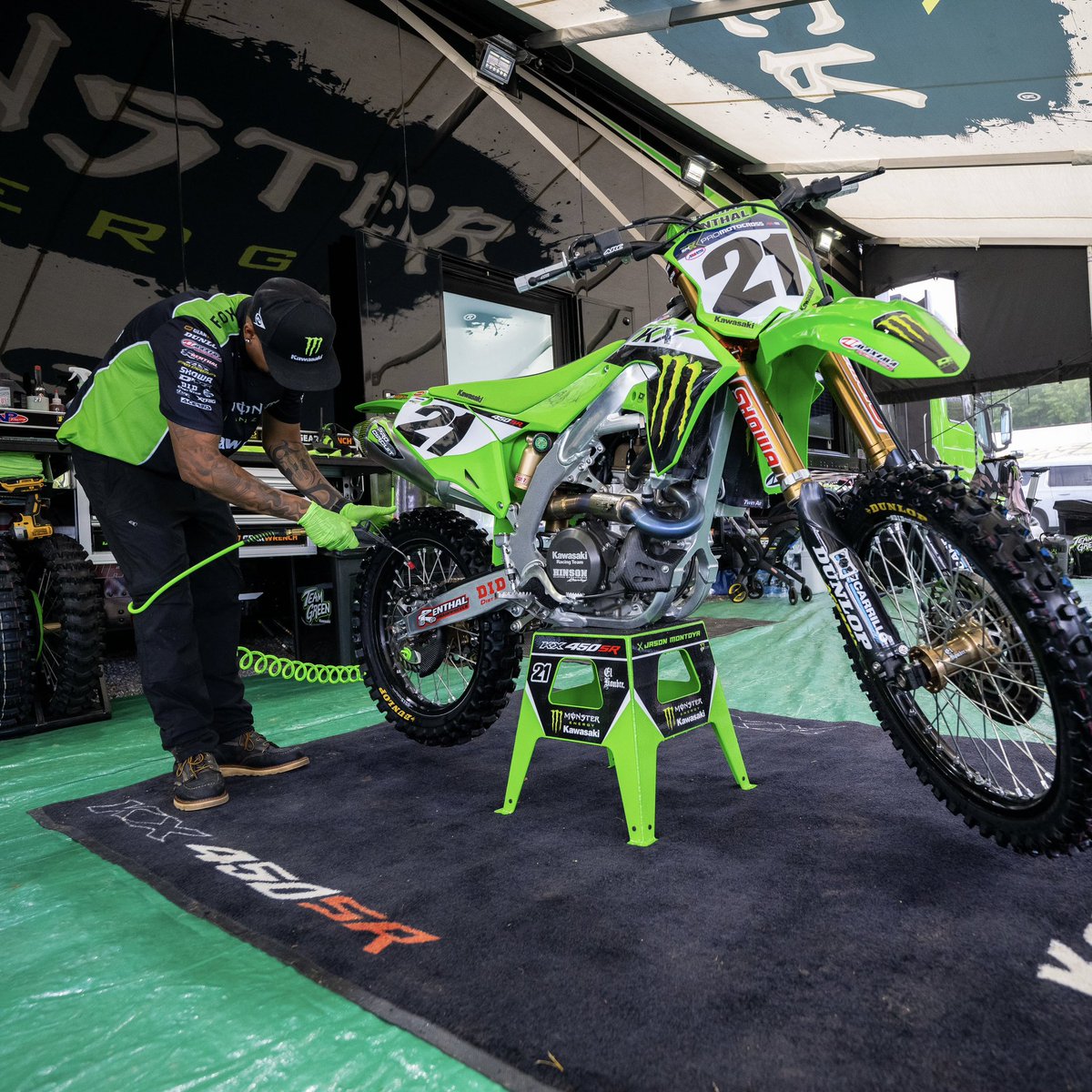 We are proud to continue our partnership with Kawasaki Motors Corp., U.S.A. for the 2024 Pro Motocross Championship. 🤝

This season marks a significant milestone as we celebrate the 50th anniversary of Kawasaki’s KX™ motorcycles.
