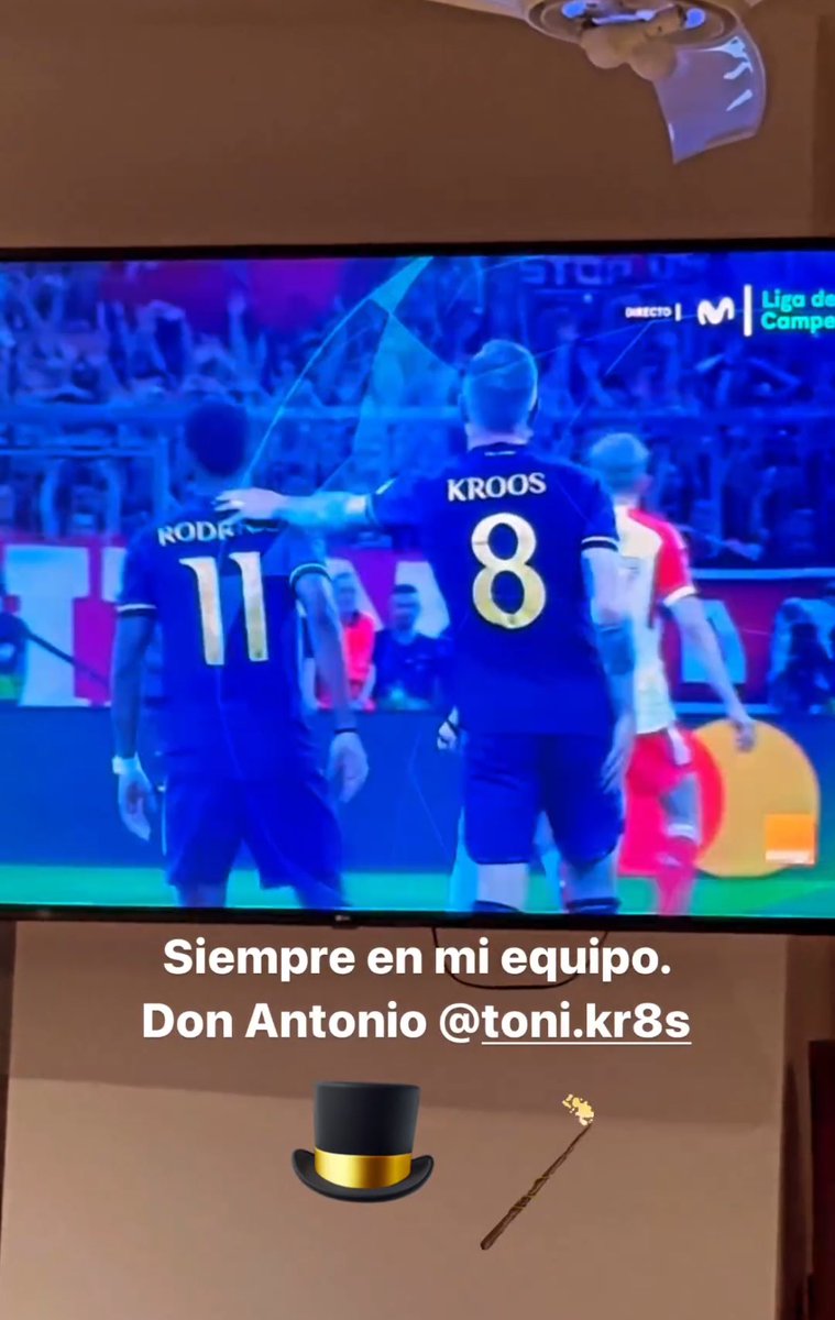 📸 Sérgio Ramos via Instagram: 

“Sempre na minha equipe, Don Antonio” 

😭😭😭😭