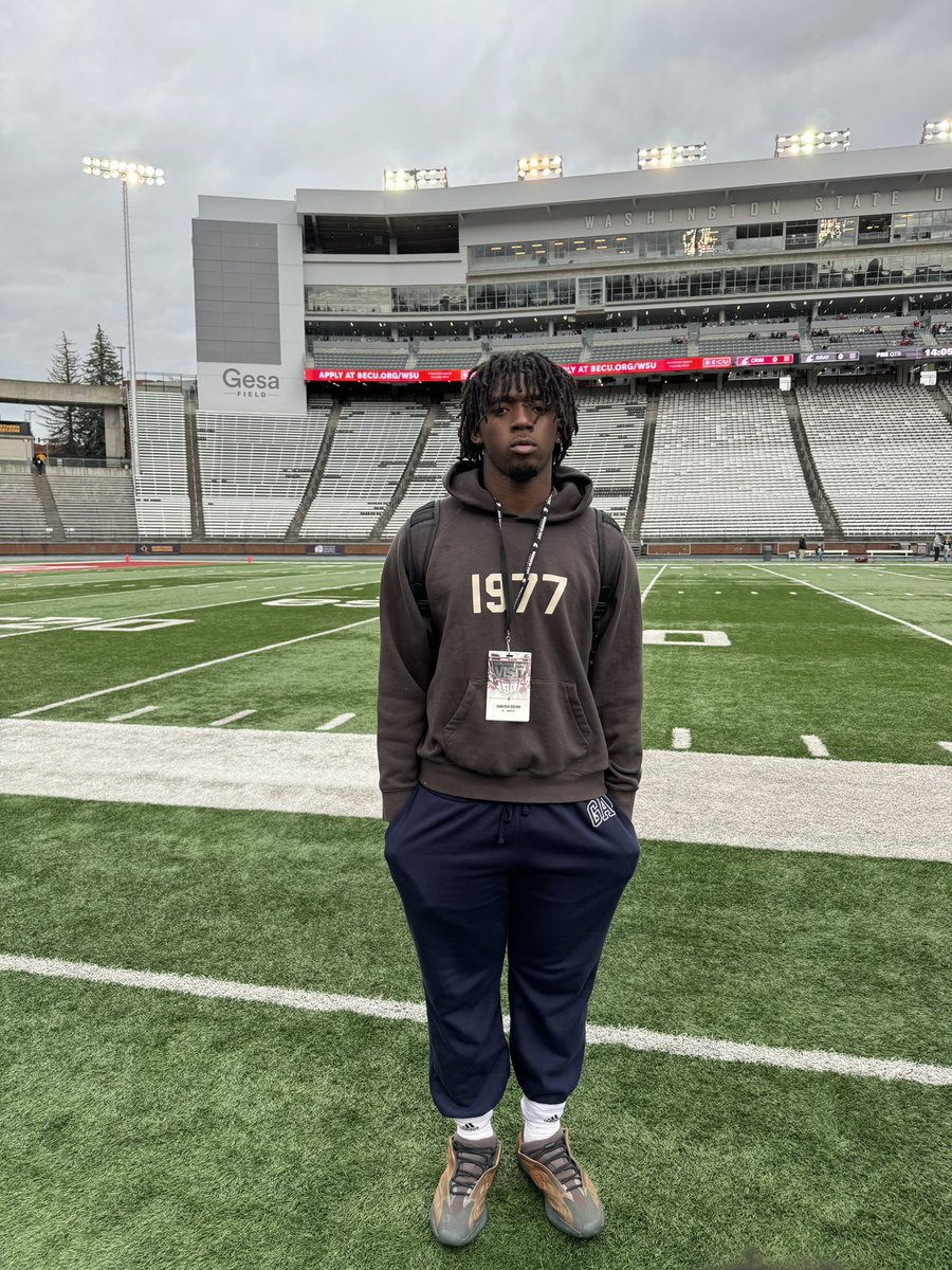 Had a great unofficial visit to Washington State University last weekend! I really enjoyed the spring game! Thank you again @CoachDickert  @coachfrankmaile and the entire @WSUCougarFB staff for this opportunity and your hospitality! #GoCougs