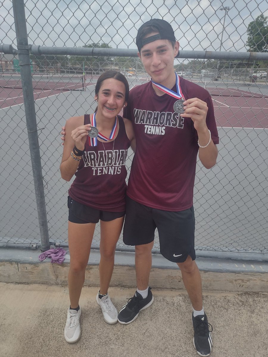 Great day 2 @ District!
Kelsey 🥇
Jeremy 🥇
Savanna/Oakley 🥈
Adam/Lily🥈
Ethin/Ethan🥉