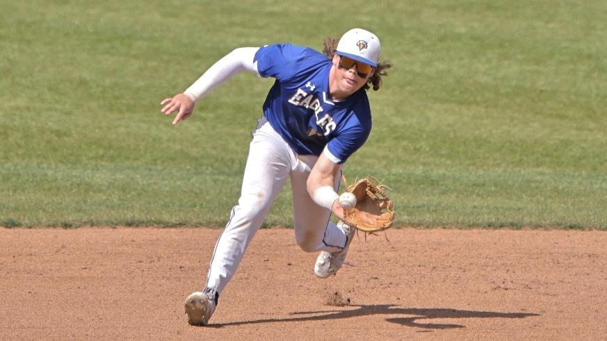 .@MSUEaglesBsball powered past Bellarmine for a third straight victory Tuesday, with Colton Becker, Logan Castleman, and Hunter Thomas each having multi-hit games. Recap: bit.ly/3wnQMXt #SoarHigher