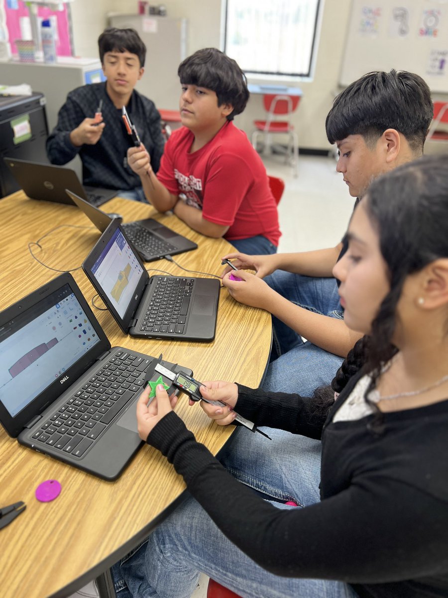 MsGracia15's tweet image. Empowering @lajoyaisd DJSMS Technology Applications students with 21st-century learning skills!🚀 They designed their own name tags on @tinkercad and printed them on our @Creality3dP @LaJoyaISDEdTech #STEM #4Cs #EngineeringDesignProcess #3DPrinting
