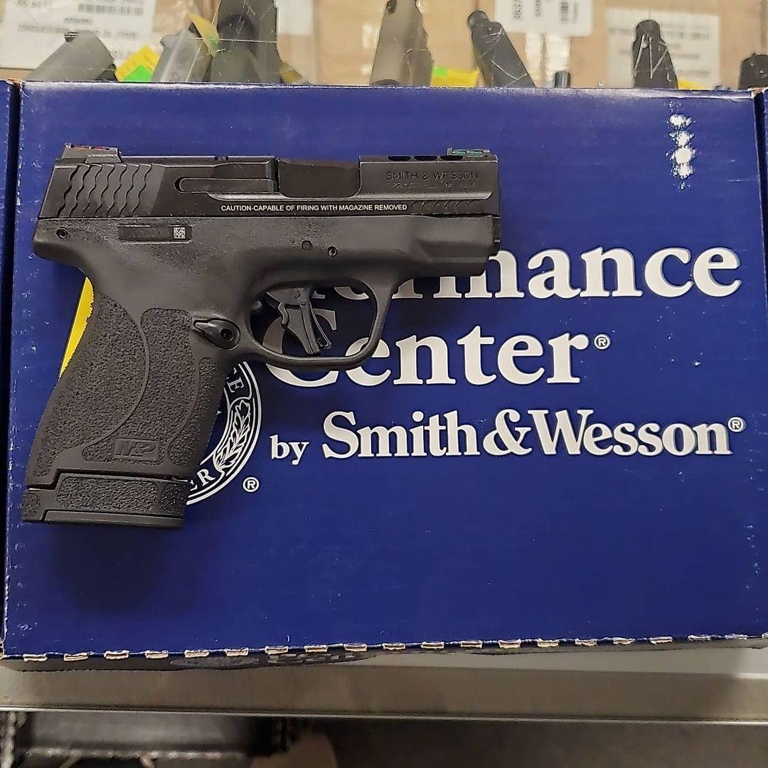 New arrivals!!

 Smith&Wesson M&P 9 shield plus 9mm #smithandwesson #9mm #performancecenter #performancecentershield #pistol #handgun