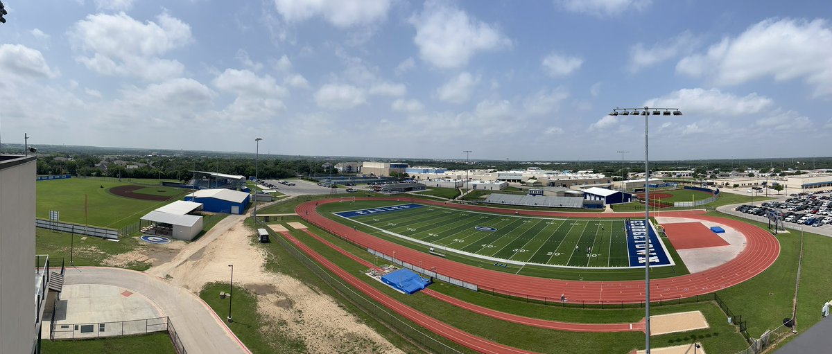 HennesseyChad's tweet image. Athletic training podcast just telling stories about the job? Could be funny, could be amazing, could be anything that we see while working. Like today going to the top of the press box to fix the weather station! #ViewFromTheTop @Momma_Deaux