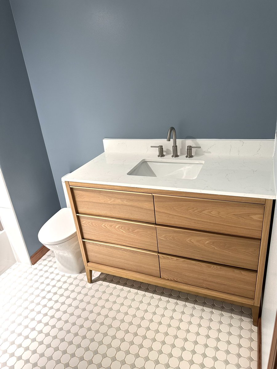 I love remodeling bathrooms. This one turned out great!
