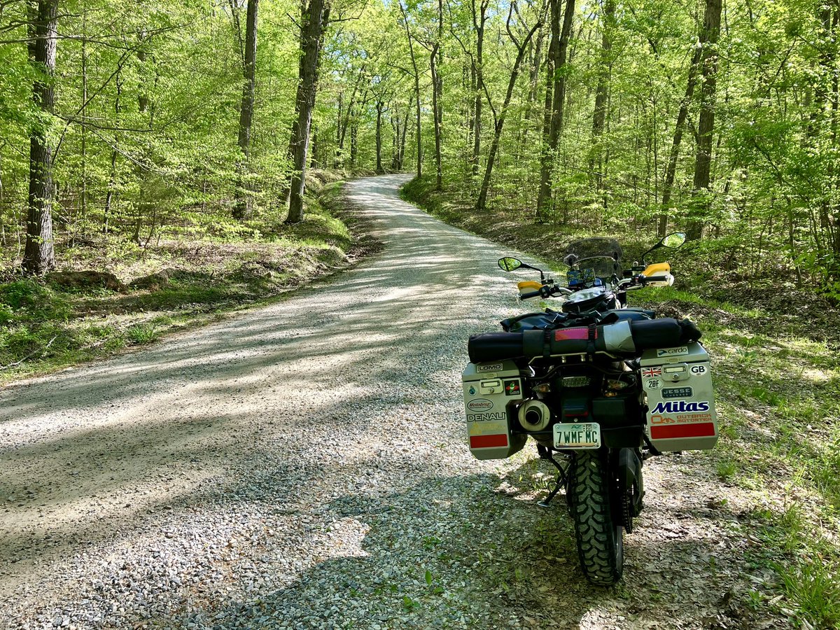 Had my first ride back on dirt here in Virginia. The new to me Mitas E-07s did very well indeed. Really reassuring grip! Terrific to be back in the USA again #motorcycles