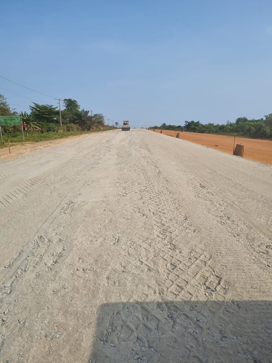 Reconstruction of 19-kilometer Atan-Lusada-Agbara Road in Ado-Odo Ota Local Government Area of Ogun State.

@DapoAbiodunCON 

#BuildingOurFutureTogether #ISEYA #DapoAbiodun #OgunState