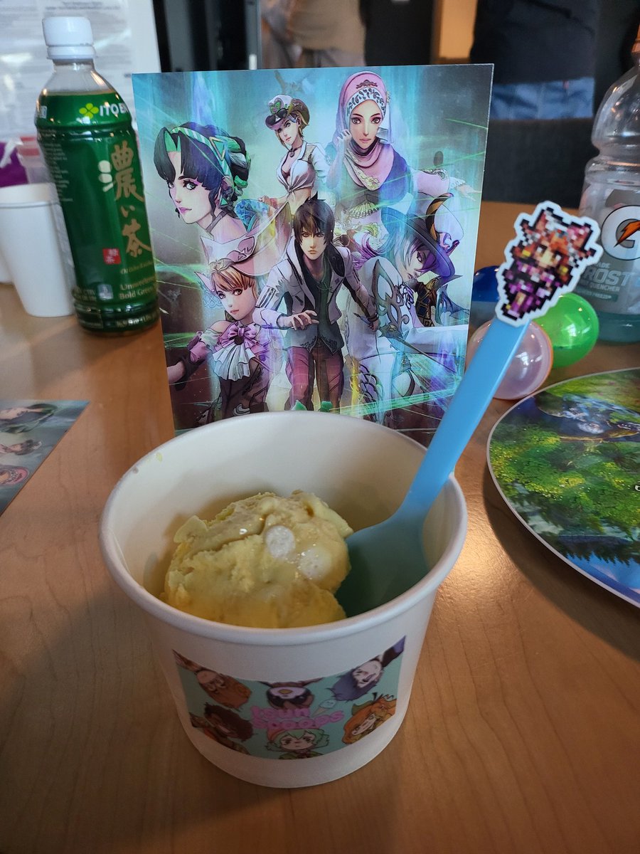 I like to be fed ice cream, so thank you SaGa Team and @tsunscoops 💚✨️