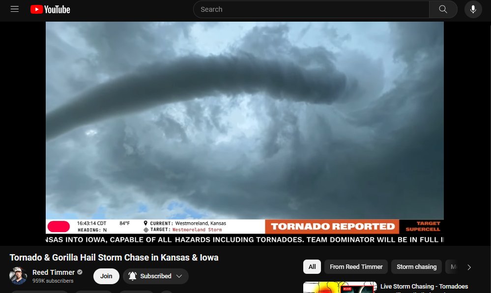 WOW Reed Timmer's POV of the Westmoreland, Kansas tornado right now. This is one of the most insane shots I've seen.

Live stream: youtube.com/watch?v=hPMTb8…