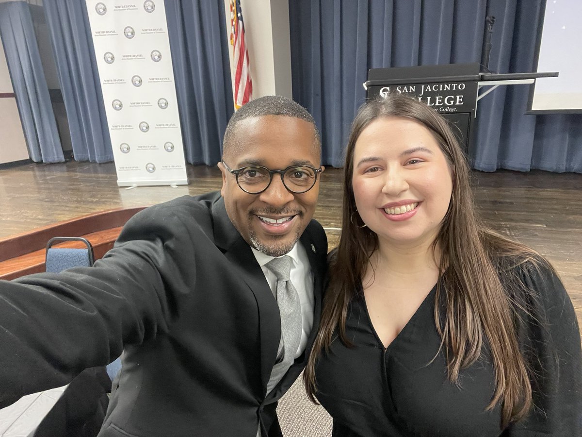 tchill_'s tweet image. Today, Ruby Escamilla, a CHS alum, inspired the Top 5% of Class of 2024 with her story. As a Product Manager at Corebridge Financial, she&apos;s thriving after excelling at UH with majors in Marketing &amp;amp; Finance, and a minor in Sales. Thanks for sharing, Ruby! #WeAreChannelview