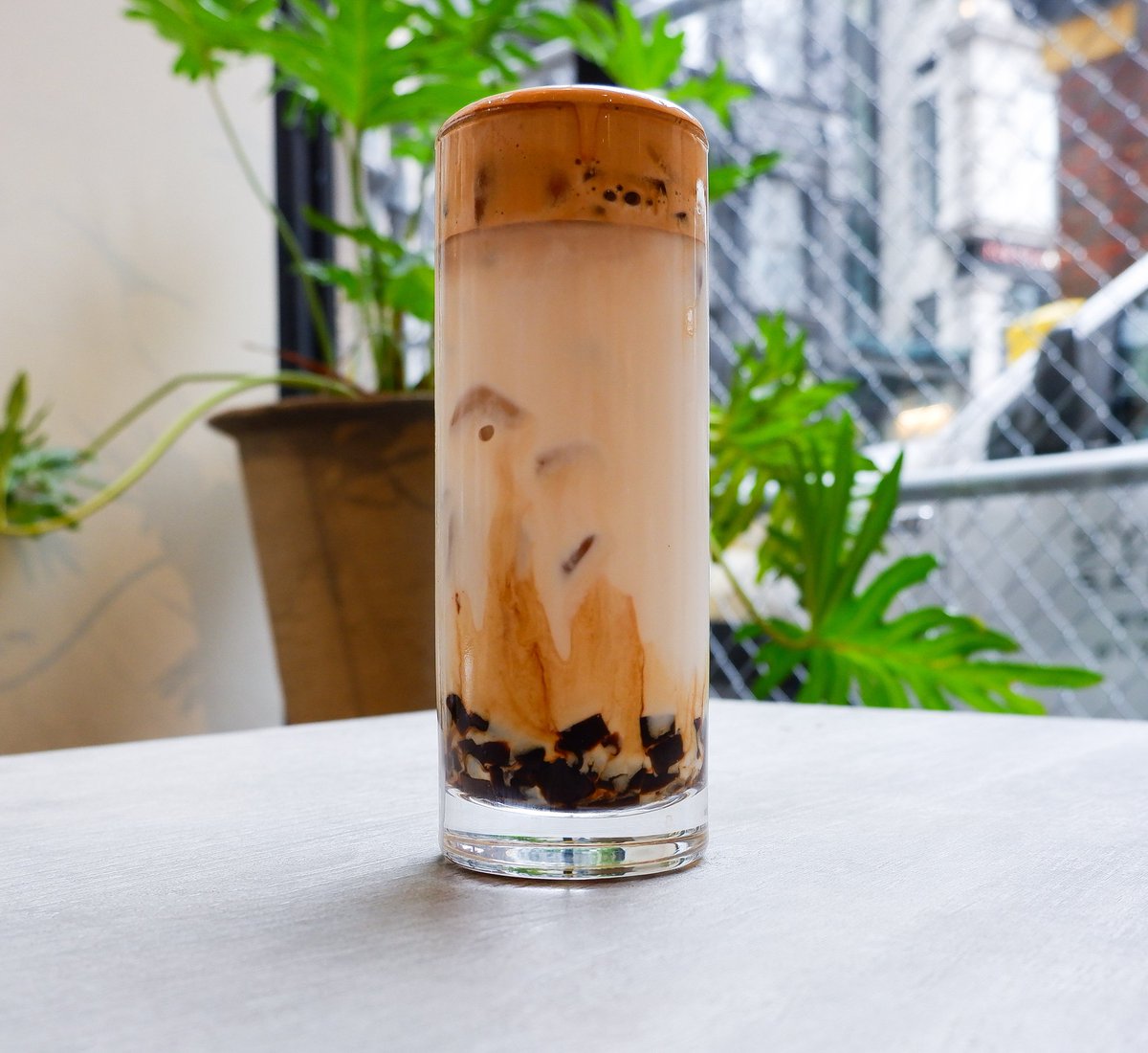 Maybe florals aren't your thing. But a Coffee Jelly Malt... who could say no to that?

#bostoncoffee #cafesofboston #ourboston #specialtycoffee #coffeeroaster #japaneseroaster #japanesecoffee #dripofhope #chooseyourcoffee #coffeejpg #coffeecommunity #caffn8me #peoplebrewcoffee