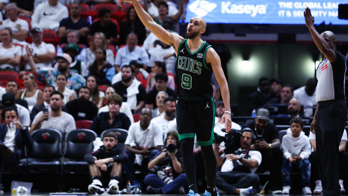 BMACHOOPS's tweet photo. The Celtics Take A Big Game 4 Win At Miami And Was Led By A Monster Game From Derrick White 

38Pts - 4Reb - 3Ast - 8/15 3PM

Will The Celtics Take The Series In Game 5 At Boston?

#NBAPlayoffs #NBA #DifferentHere https://t.co/g7GKdKy4Gu