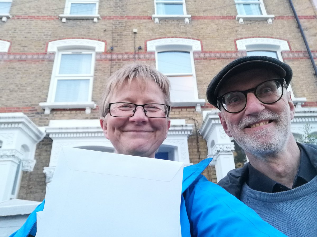 And we're done! Last letters posted this evening after a busy few weeks on the doorstep with <a href="/IslingtonLabour/">Islington Labour 🌹 #OnYourSide</a> supporting <a href="/SadiqKhan/">Sadiq Khan</a> for London mayor. He has had such a hard run with significant Tory  government funding cuts. A Labour Mayor with a Labour Gov will be amazing
