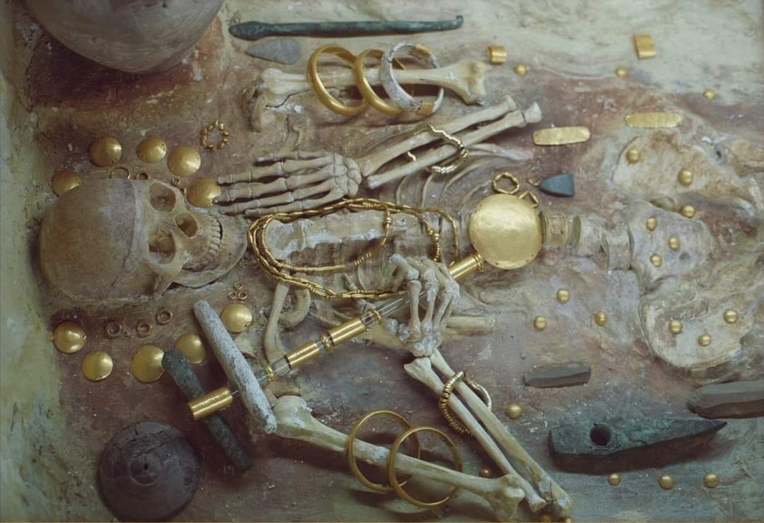 A reconstruction of a burial in Bulgaria with some of the world’s oldest known gold jewelry, 4600 BCE.