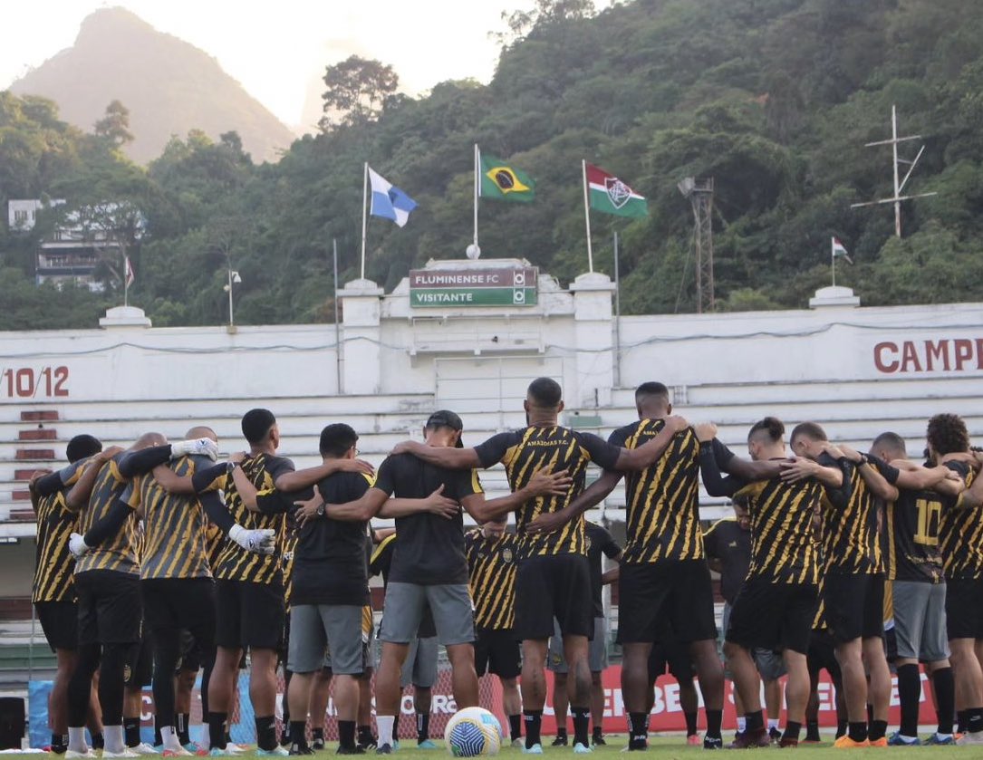 O Amazonas, adversário do Flamengo nesta quarta-feira, pela Copa do Brasil, treinou nas dependências do Fluminense, nas Laranjeiras. A equipe fez duas atividades em solo carioca