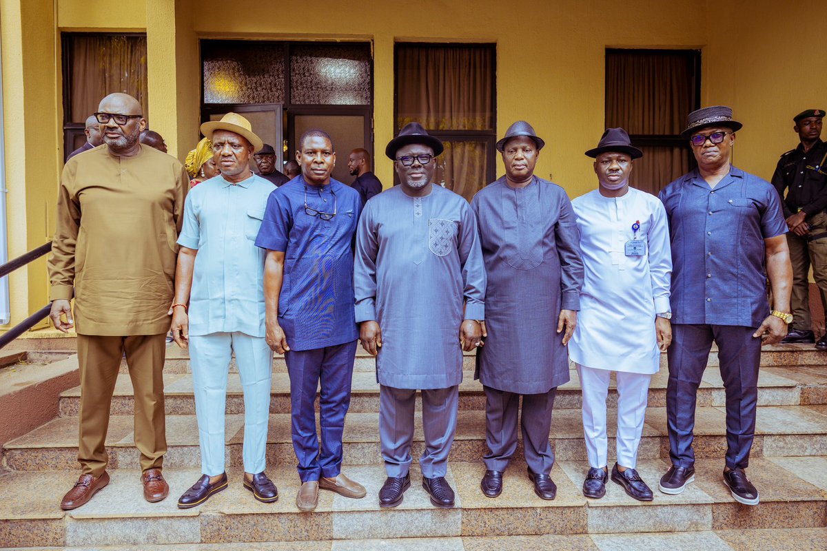 In our continuing effort to put together a winning team to deliver on our mandate of advancing Delta State through the MORE Agenda, today, I swore in three Special Advisers, namely: - Mr. Austin Ayemidejor - Mr. Sunny Jero - Mr. Emmanuel Osazuwa. I also inaugurated the…