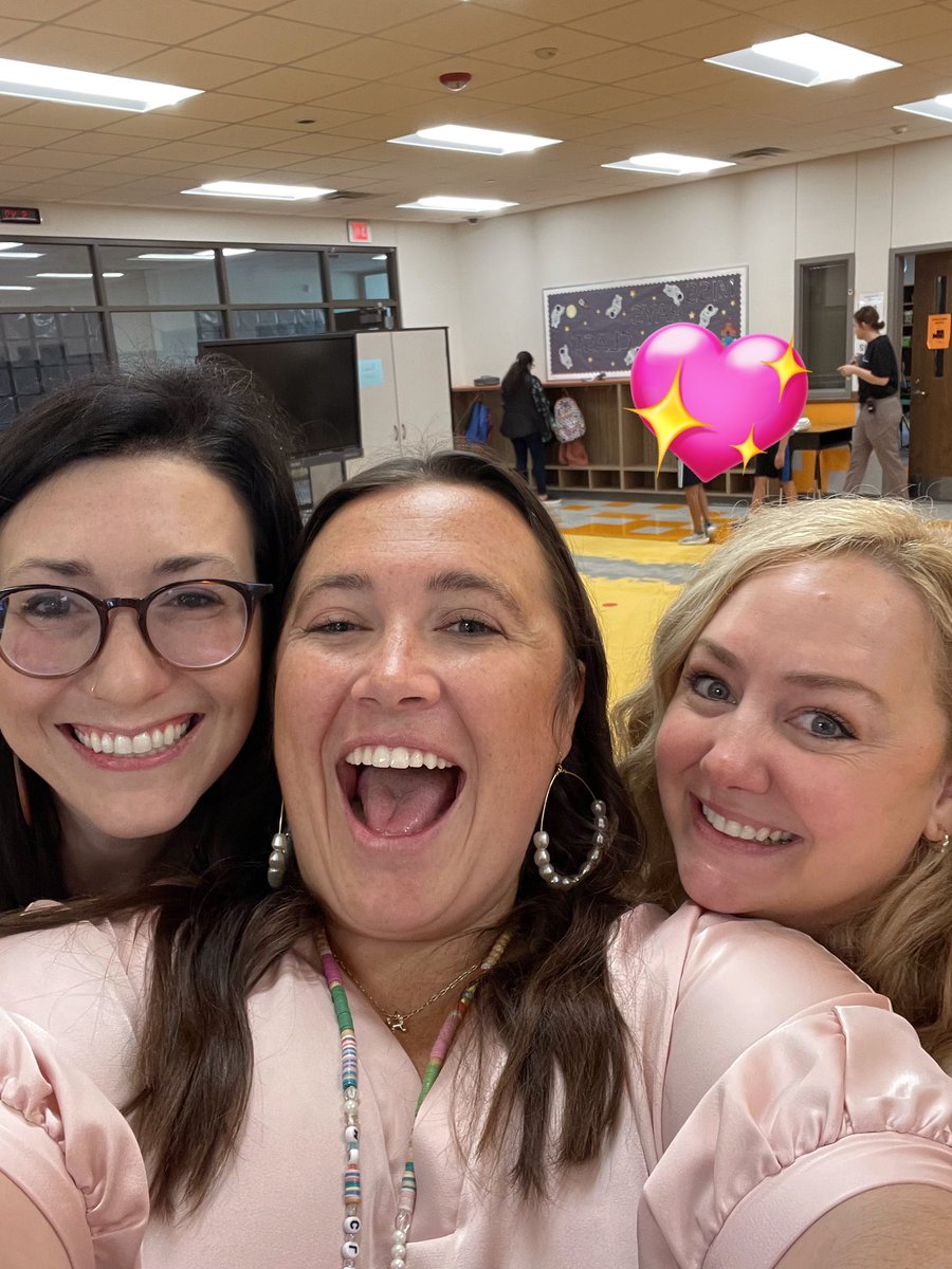 Frisco ISD is lucky to have math coordinators who reach out to come back into your classroom to sharpen their own math teaching skills! Dani + Katie, you 2 are true GEMS!! It was a great day in our 1st grade math world !!🤩🦋🩵 #fisdelevate @ci_elem @IC_K8Stafford @danifry_math