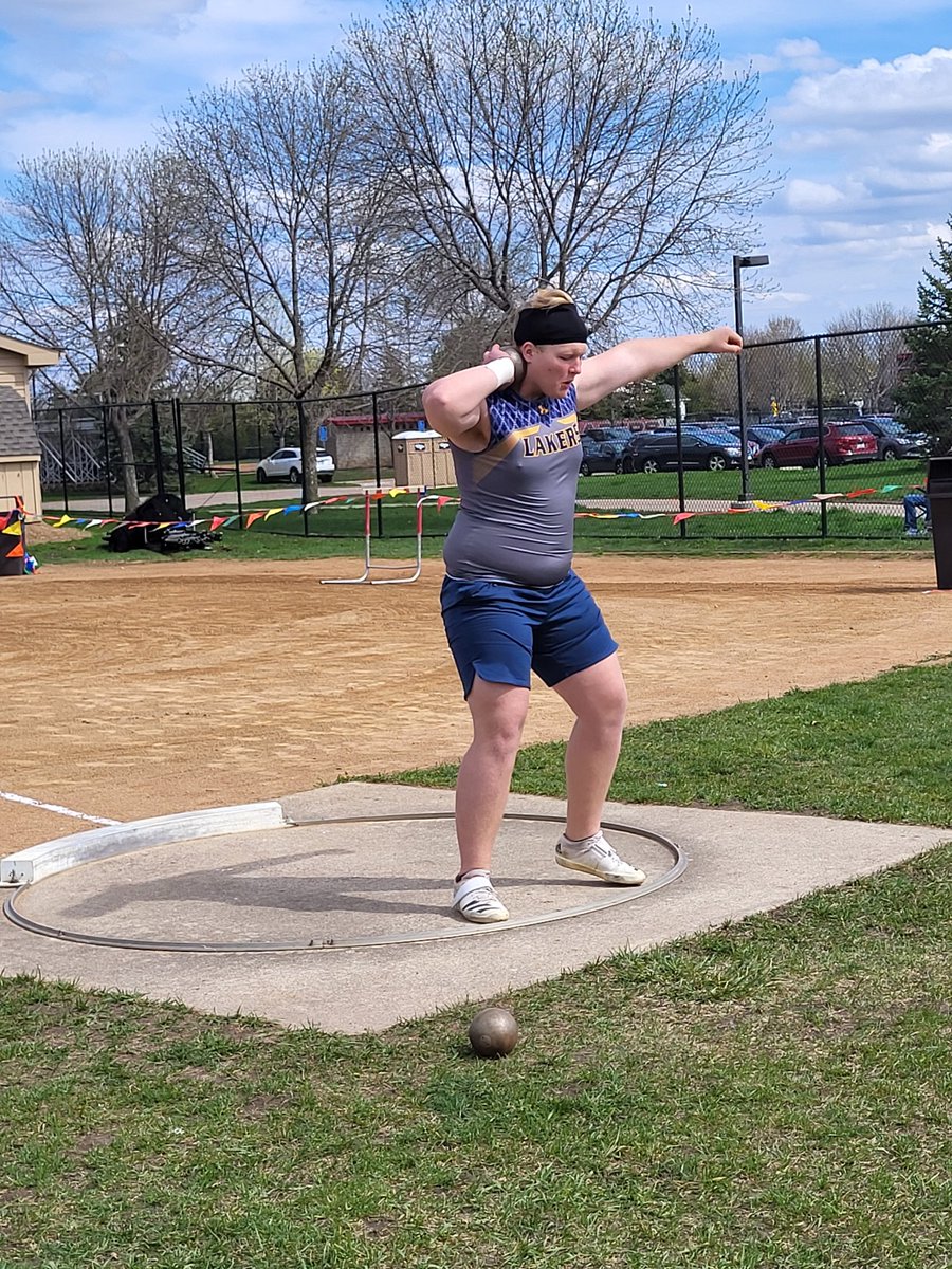 mrwabbe's tweet photo. Always great to watch the linemen throwing! @plhsfootball @PLtrackcoach https://t.co/ZhHXQBRIqH