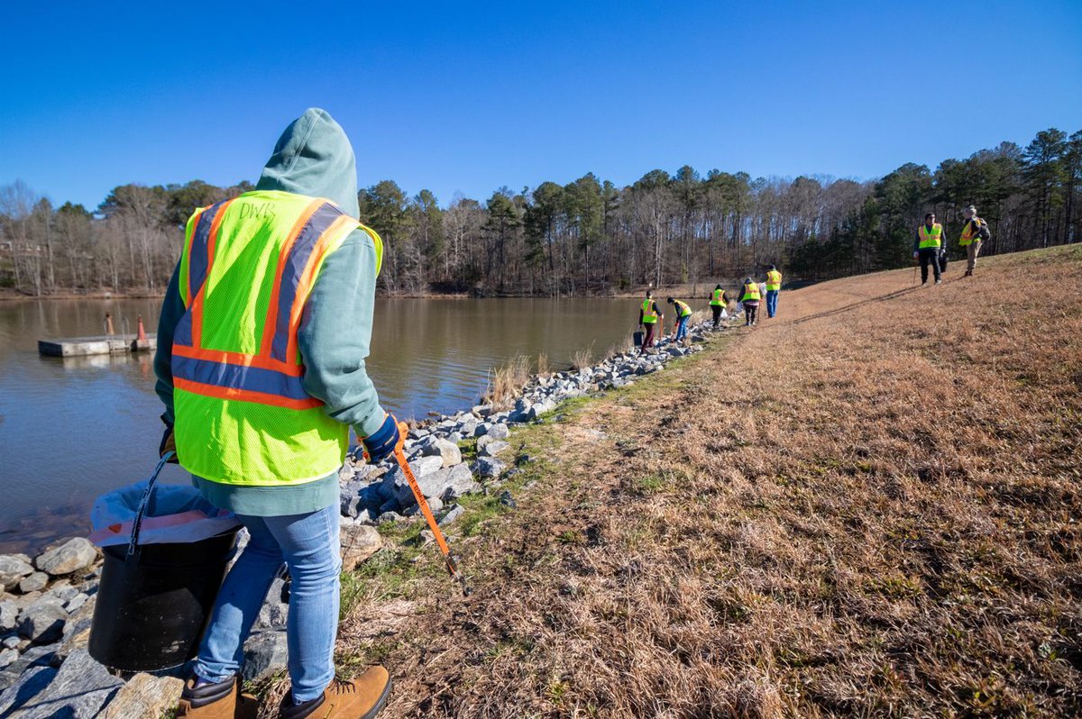 Dive into action with @GoGreenGwinnett and Gwinnett Water Resources for the 10th annual Great Gwinnett Wetlands event on Saturday, May 4! Together, we can protect our precious wetlands and keep Gwinnett green, clean, and beautiful! Sign up now at GwinnettCB.org/Events.