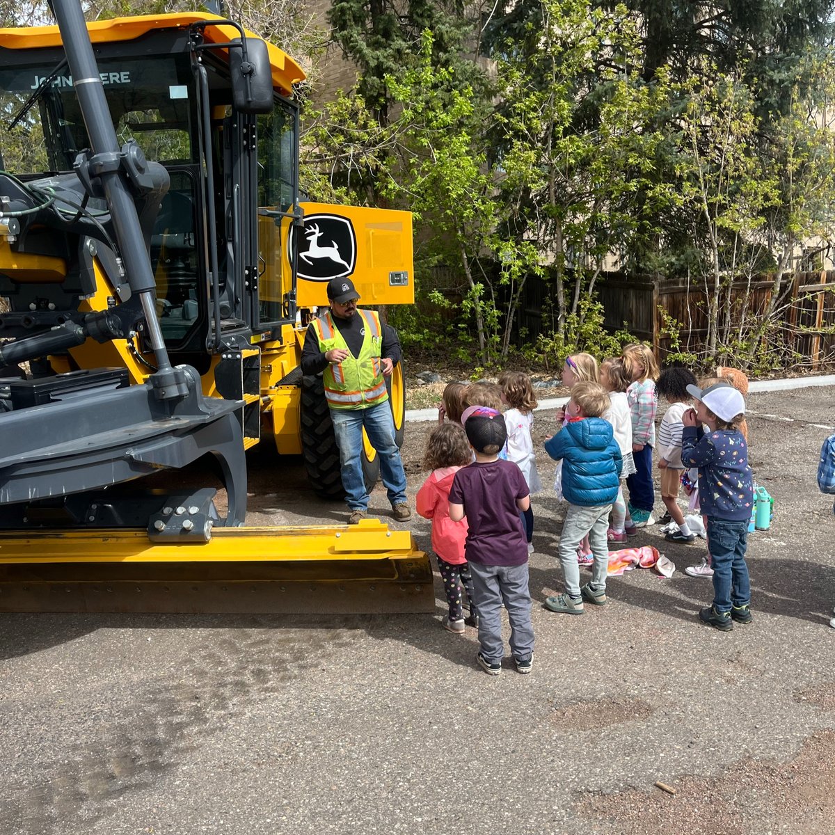 Our amazing Golden Streets Crew had a blast today sharing their expertise and cool service vehicles with our local preschoolers! It's never too early to inspire the next generation of community caretakers. #CityOfGolden