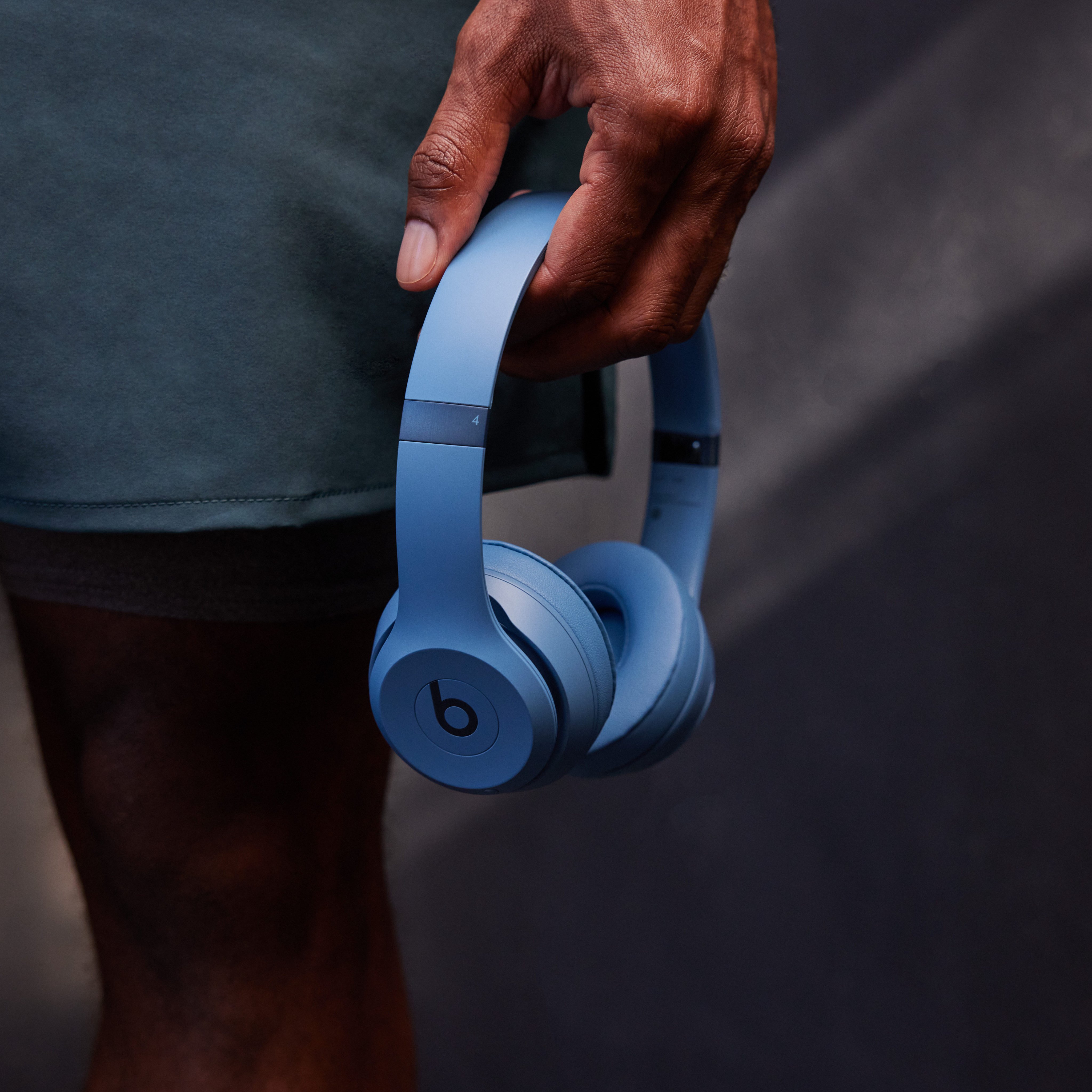 Beats by Dre on X Love to exercise Have a closet full of gym fits Can t workout without music Then Beats Solo 4 was designed for you Order today at https t 9xbKsDJ5tH